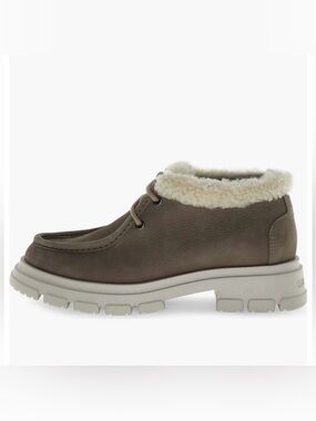 NWT Candice Cooper Chado London Faux Shearling Bootie in Taupe